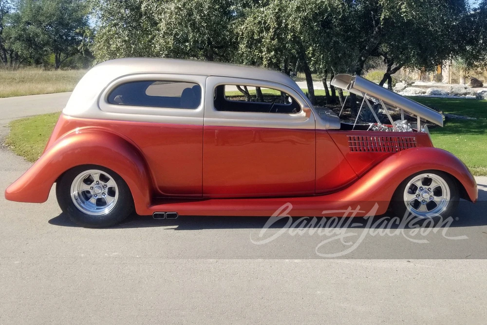 1935 Ford Model 48 & 68 - Image 8 of 10