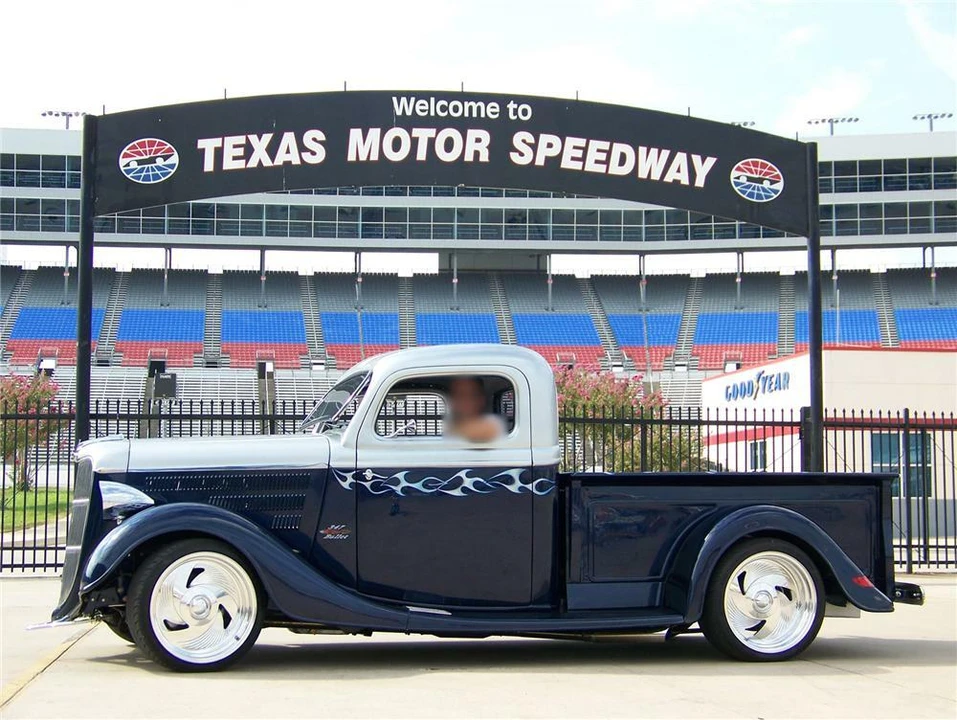 1935 Ford Pickup (1935-1936) - Image 4 of 4