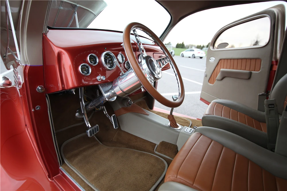 1935 Ford Model 48 & 68 - Image 4 of 5