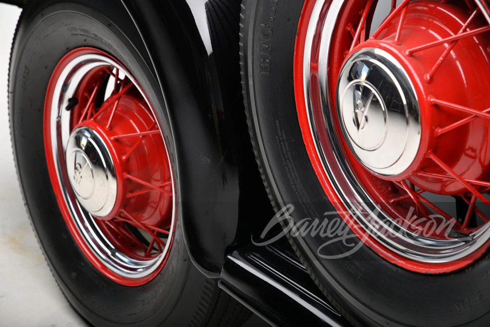 1935 Ford Model 18 & 40 - Image 25 of 31