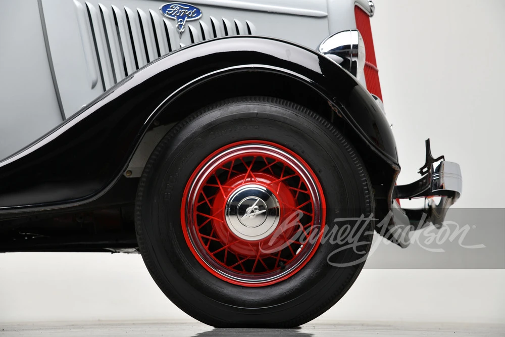 1935 Ford Model 18 & 40 - Image 26 of 31