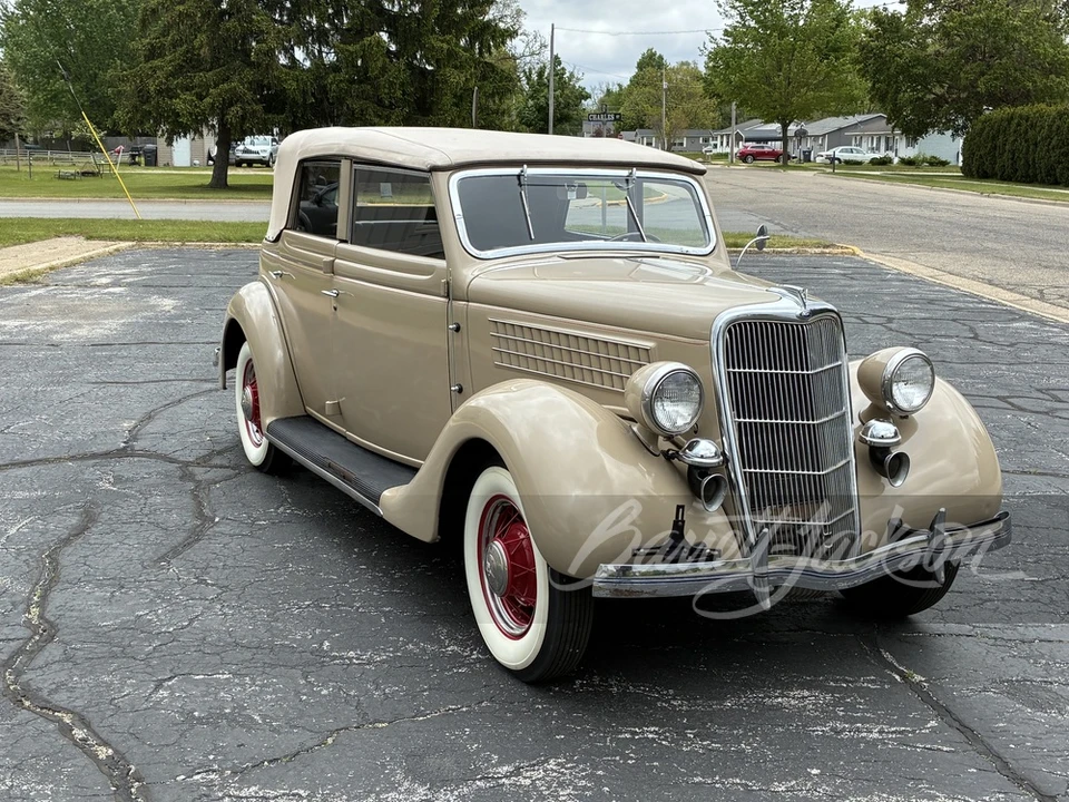 1935 Ford Model 48 & 68 - Image 20 of 25