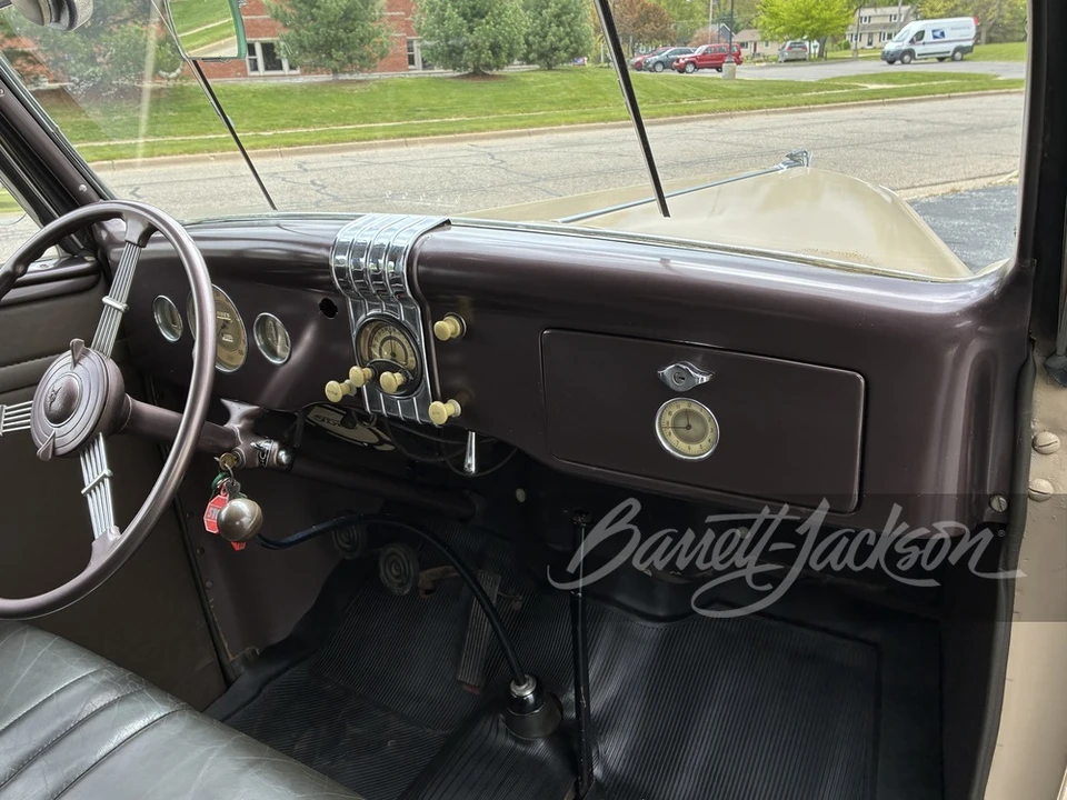 1935 Ford Model 48 & 68 - Image 16 of 25