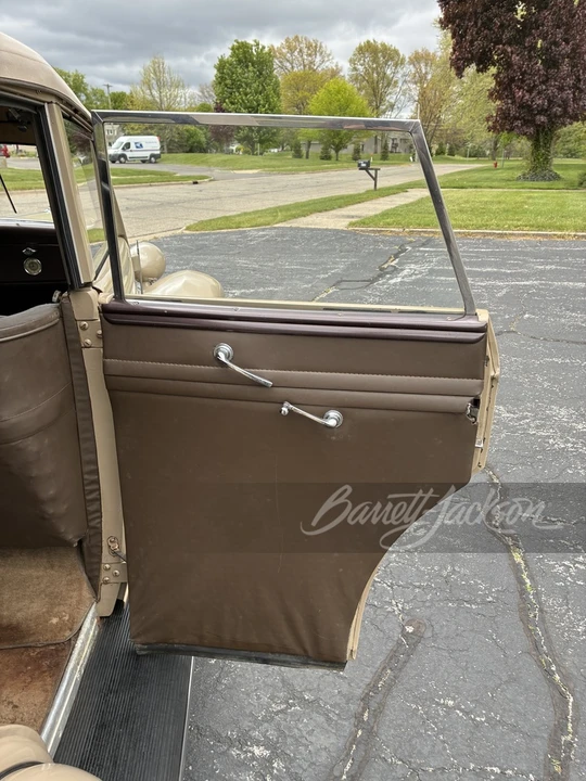 1935 Ford Model 48 & 68 - Image 9 of 25
