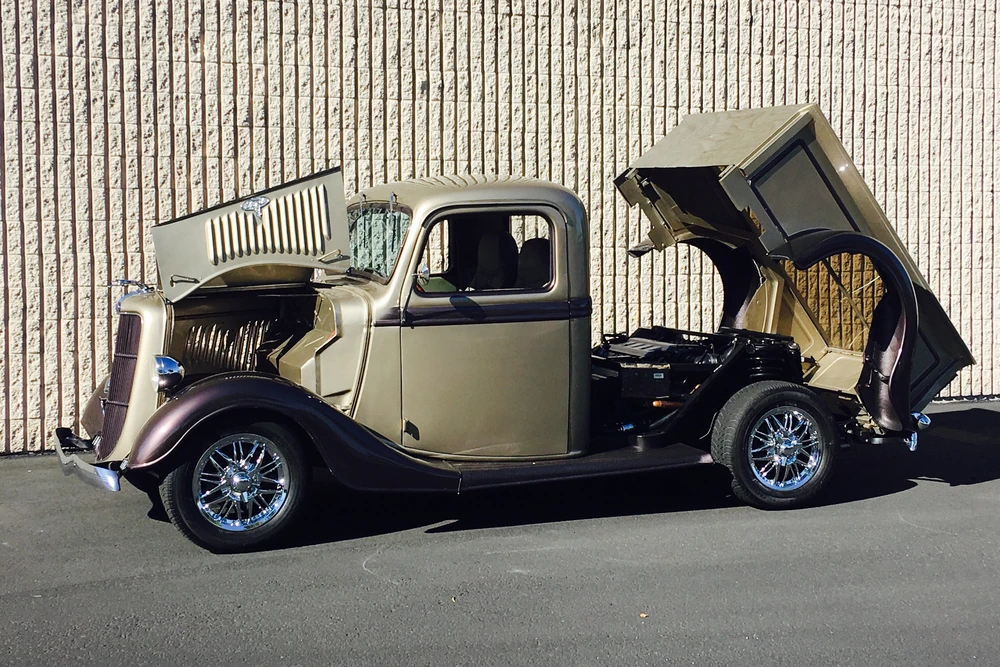 1935 Ford Model A Pickup & Model AA - Image 5 of 7