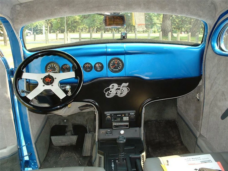 1935 Ford Model 48 & 68 - Image 5 of 8