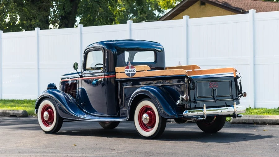 1935 Ford Model 48 & 68 - Image 13 of 20