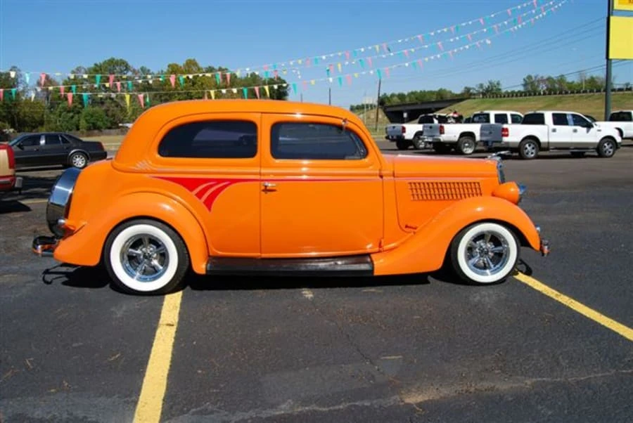 1935 Ford Model 48 & 68 - Image 2 of 8