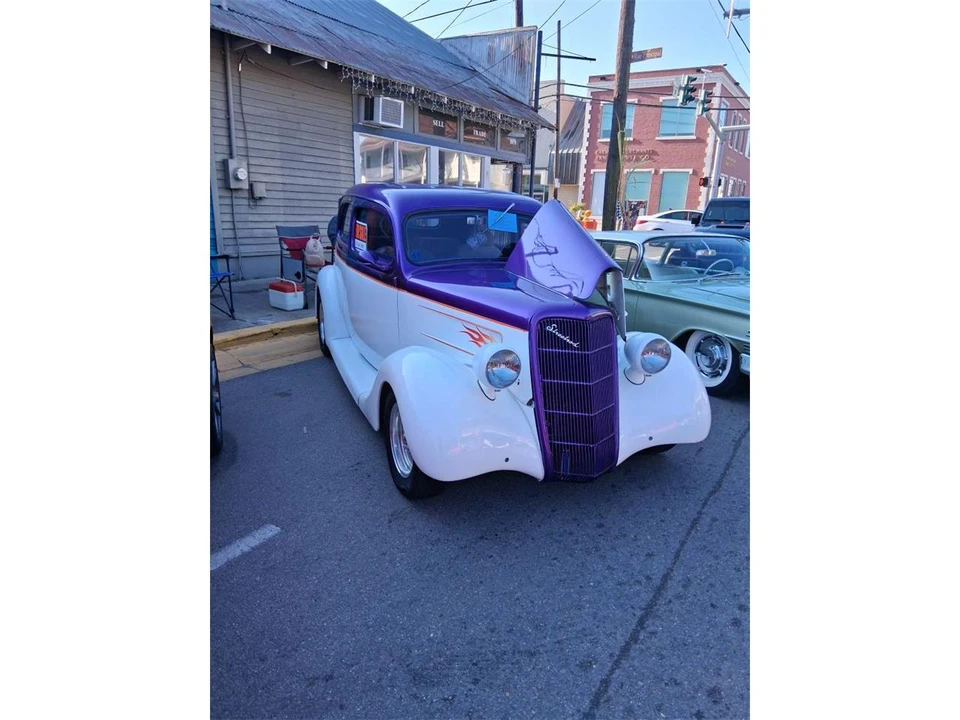 1935 Ford Model 48 & 68 - Image 9 of 23