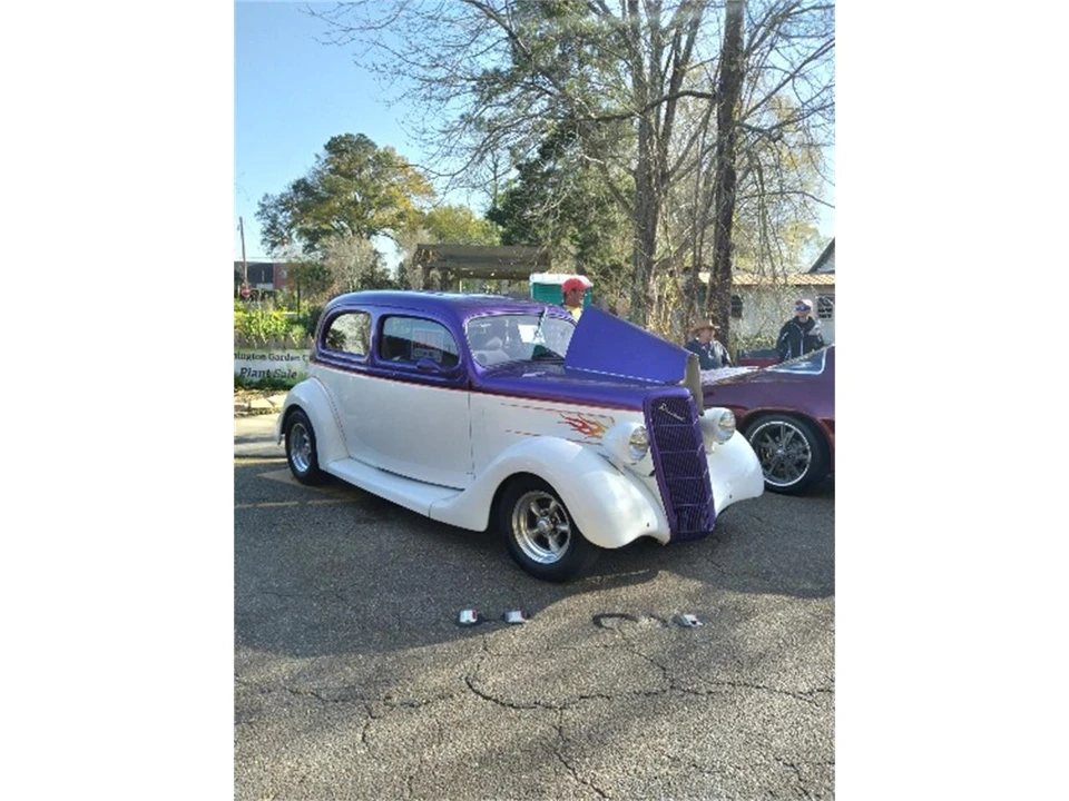 1935 Ford Model 48 & 68 - Image 11 of 23