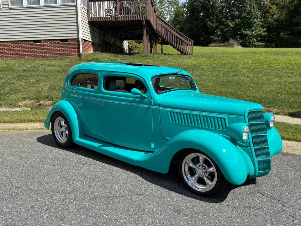 1935 Ford Model 48 & 68 - Image 2 of 10