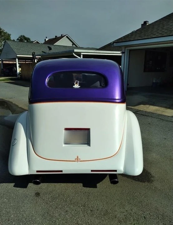 1935 Ford Model 48 & 68 - Image 4 of 12