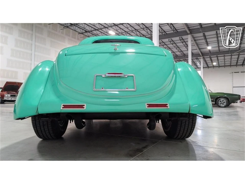 1935 Ford Model 48 & 68 - Image 13 of 31