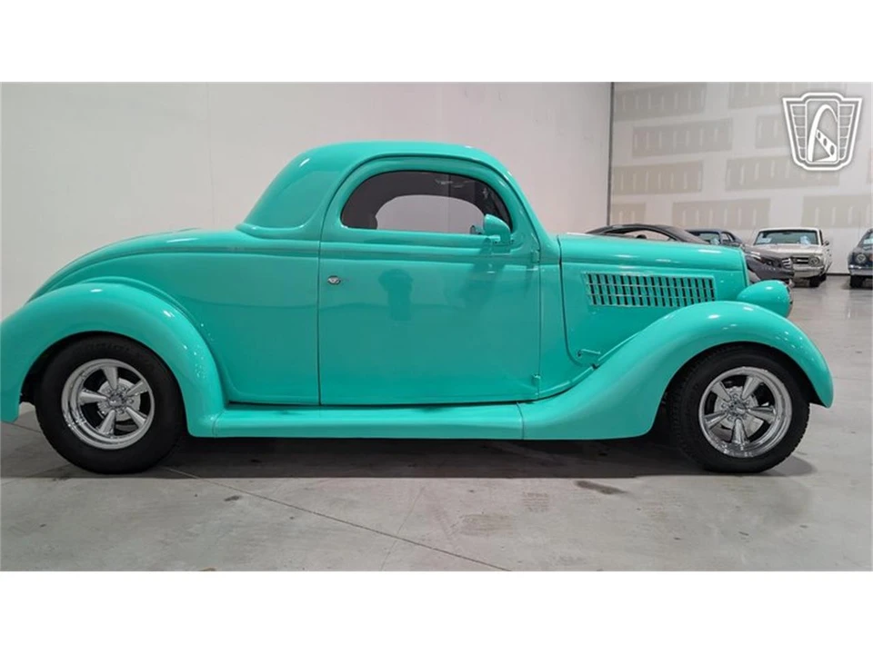 1935 Ford Model 48 & 68 - Image 18 of 31