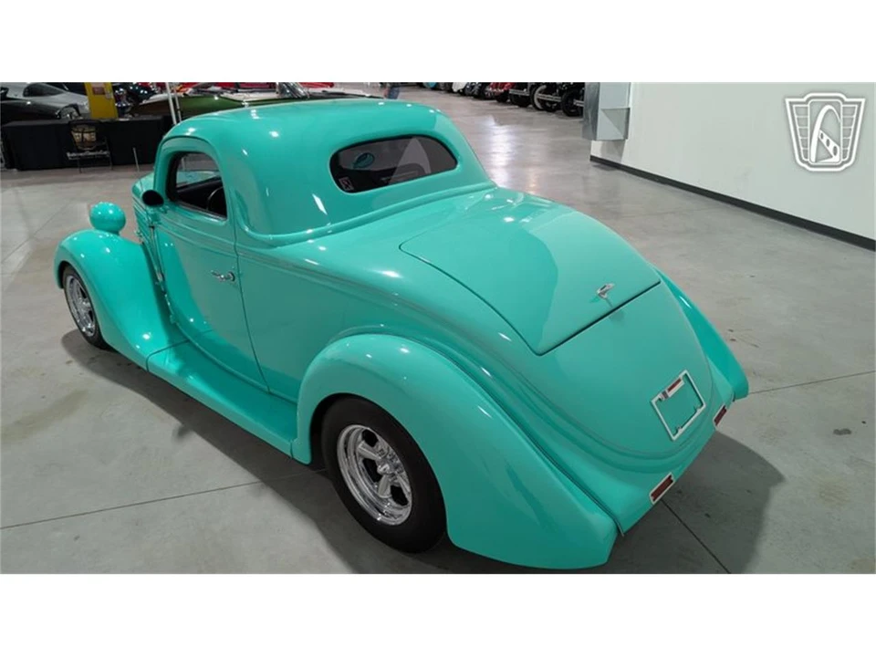 1935 Ford Model 48 & 68 - Image 8 of 31