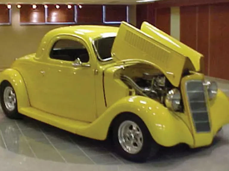 1935 Ford Model 48 & 68 - Image 5 of 9
