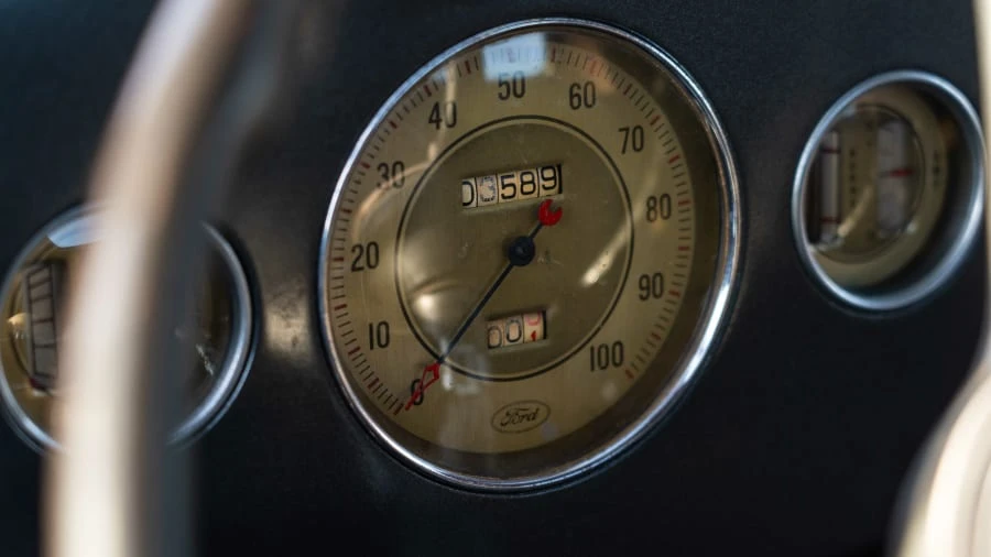 1935 Ford Model 48 & 68 - Image 15 of 19