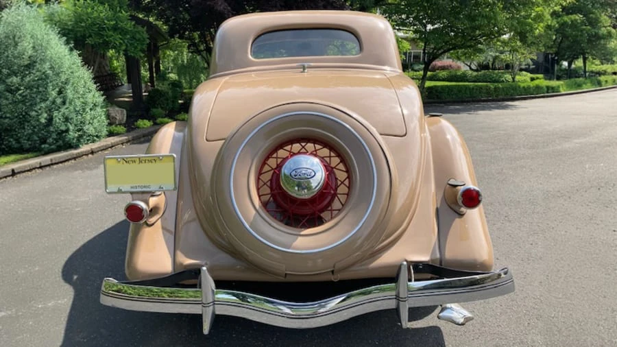1935 Ford Model 48 & 68 - Image 4 of 13