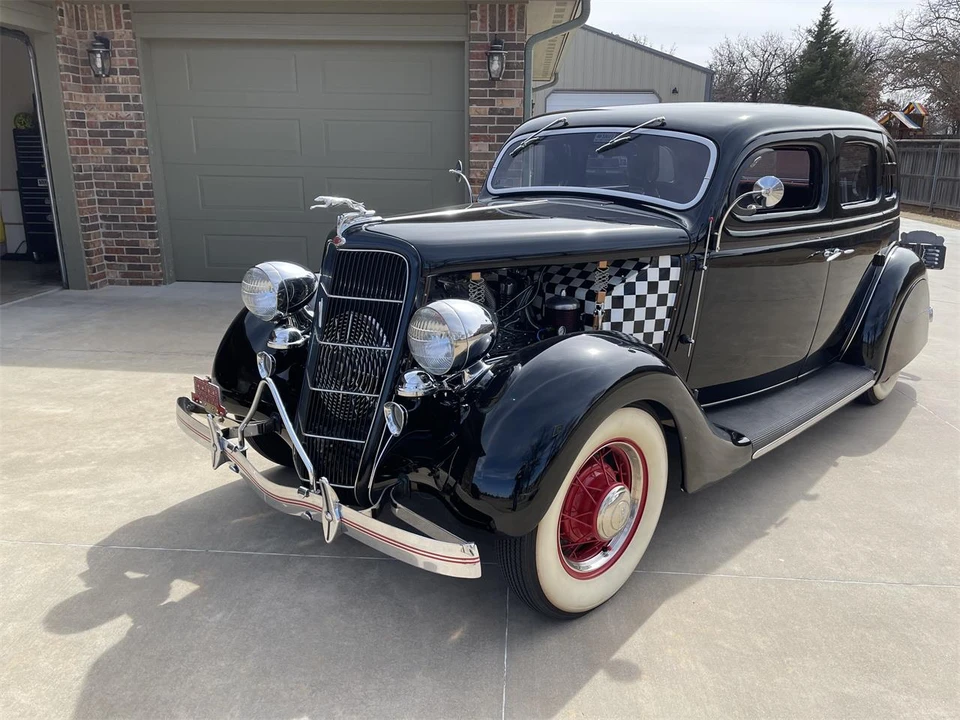 1935 Ford Model 48 & 68 - Image 4 of 17