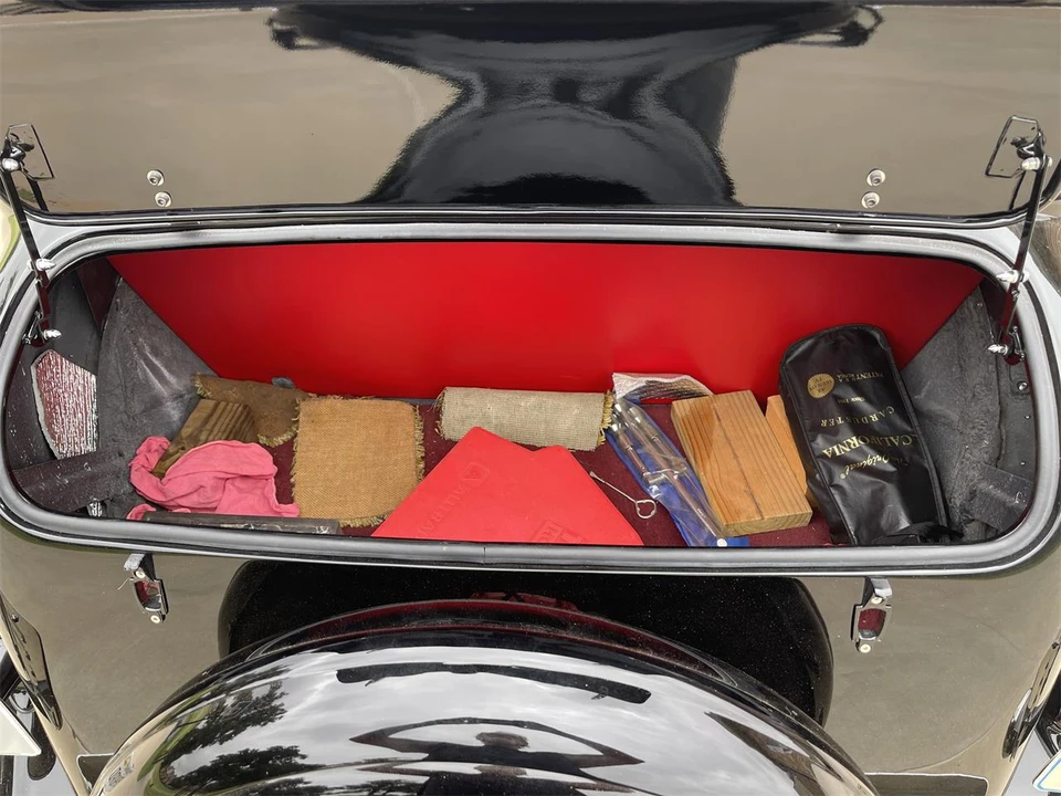 1935 Ford Model 48 & 68 - Image 13 of 17