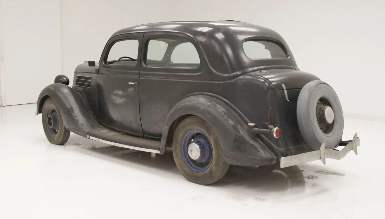 1935 Ford Model 48 & 68 - Image 3 of 31