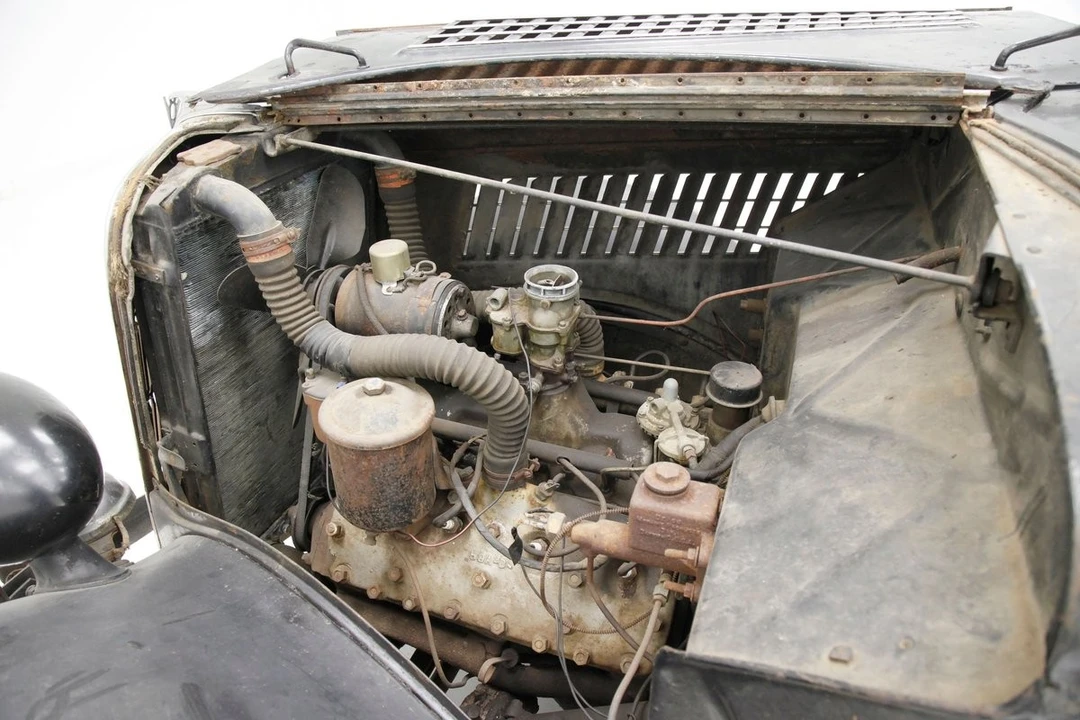 1935 Ford Model 48 & 68 - Image 8 of 31