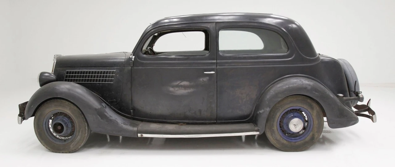 1935 Ford Model 48 & 68 - Image 2 of 31