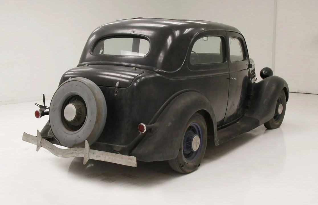 1935 Ford Model 48 & 68 - Image 4 of 31