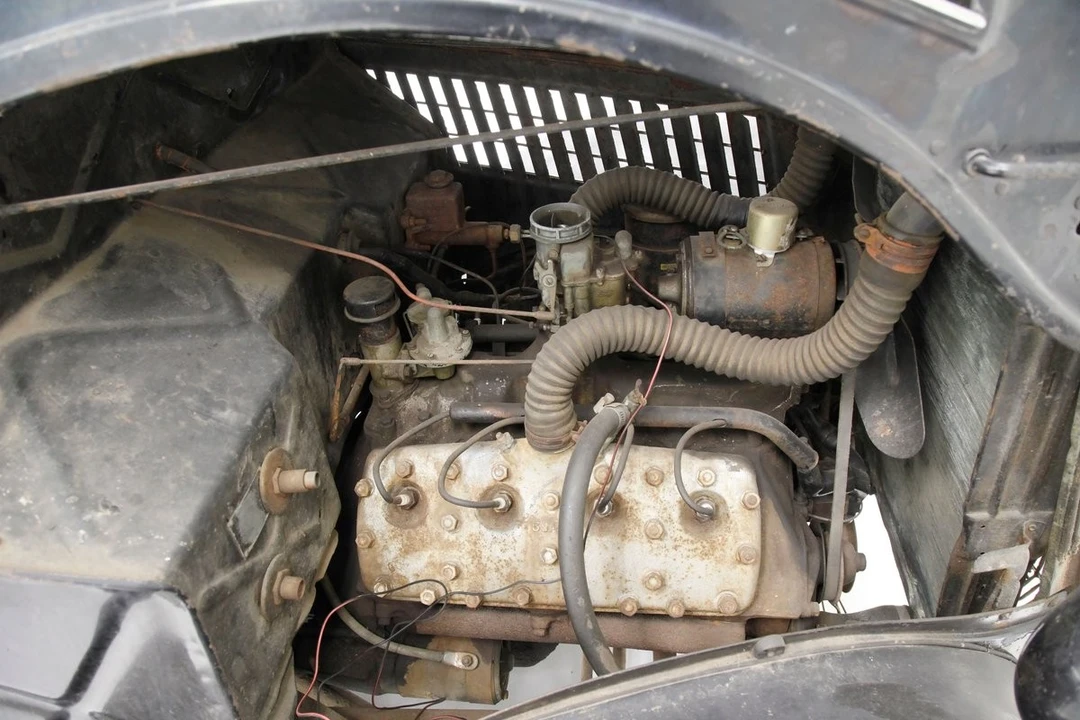 1935 Ford Model 48 & 68 - Image 13 of 31