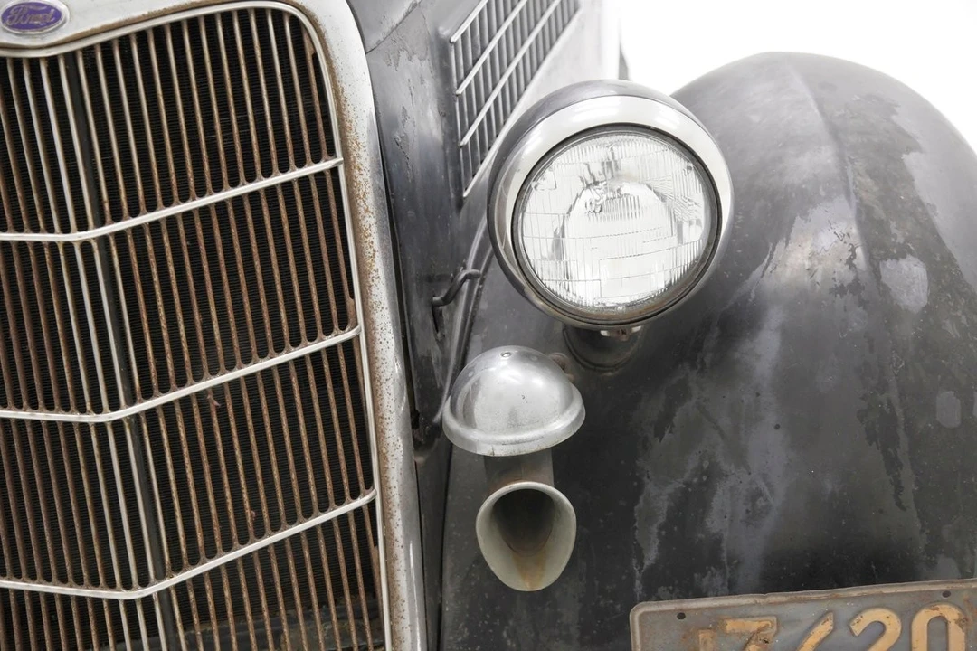 1935 Ford Model 48 & 68 - Image 15 of 31