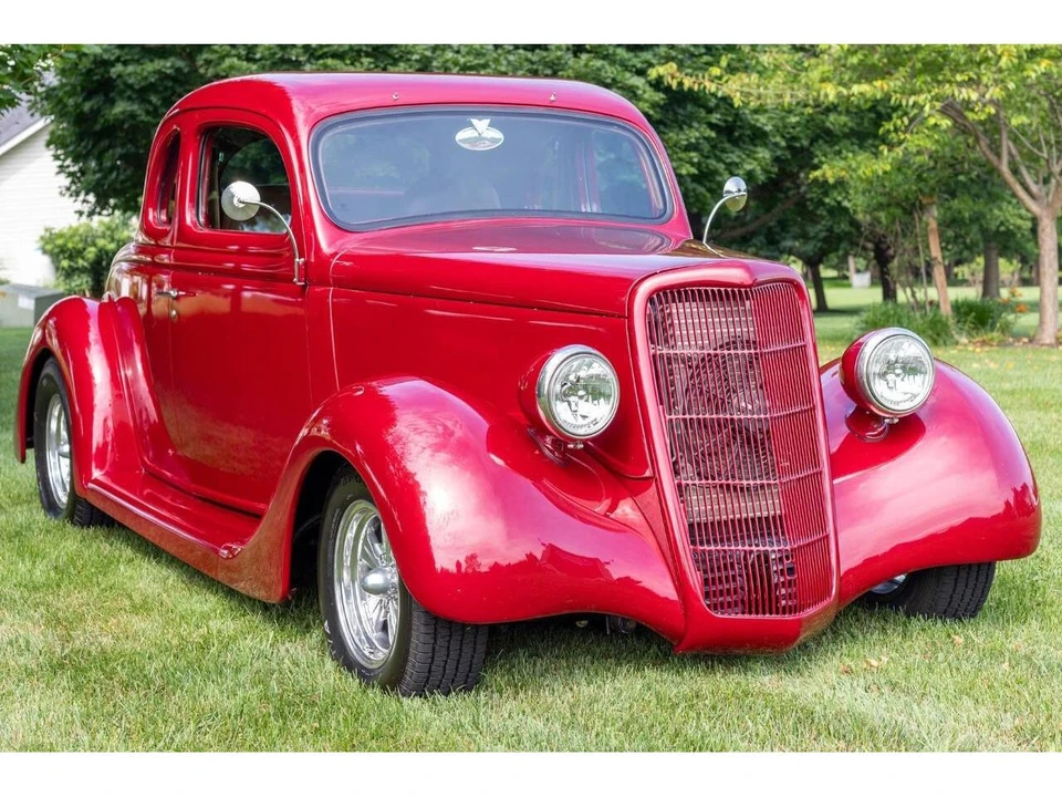 1935 Ford Model 48 & 68 - Image 8 of 31