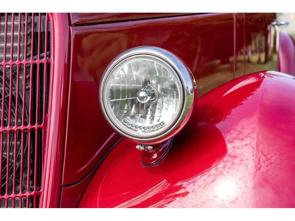 1935 Ford Model 48 & 68 - Image 25 of 31