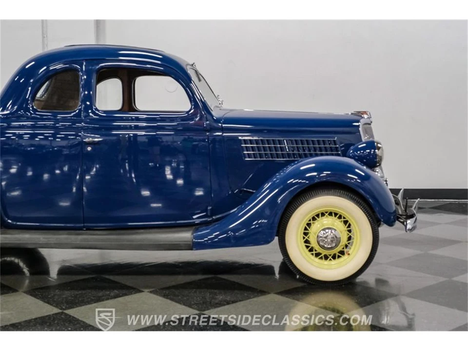 1935 Ford Model 48 & 68 - Image 29 of 31