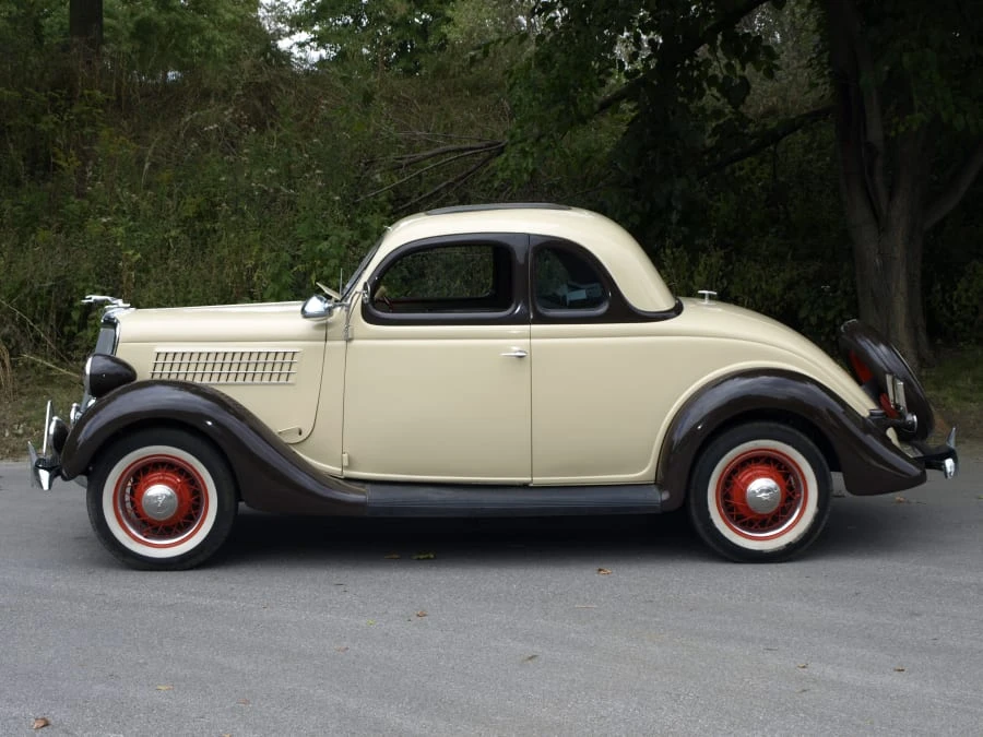 1935 Ford Model 48 & 68 - Image 2 of 5