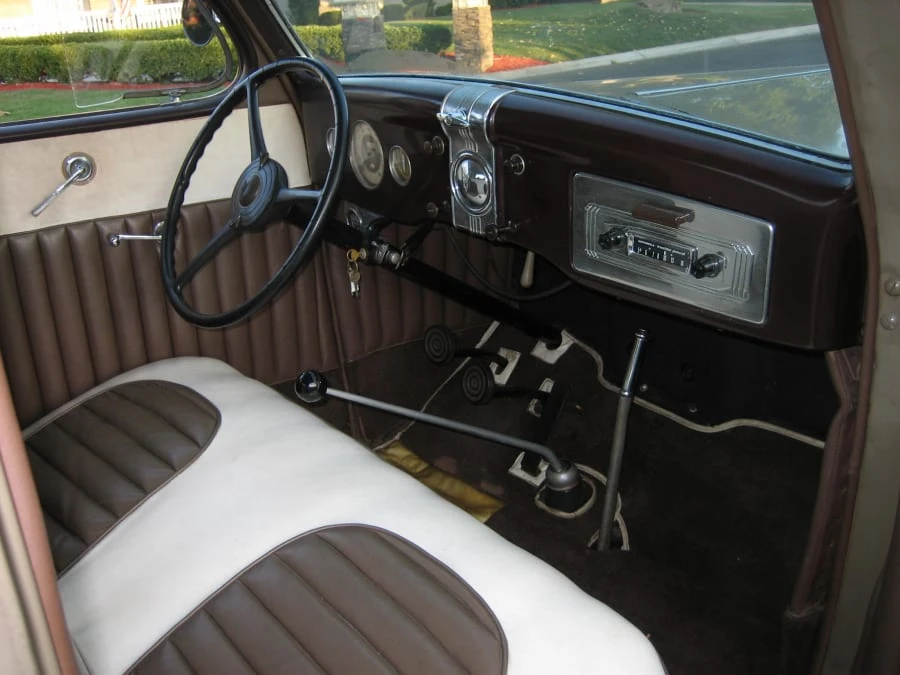 1935 Ford Model 48 & 68 - Image 3 of 8