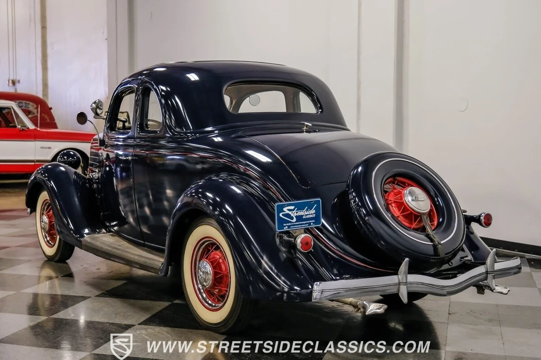 1935 Ford Model 48 & 68 - Image 10 of 12