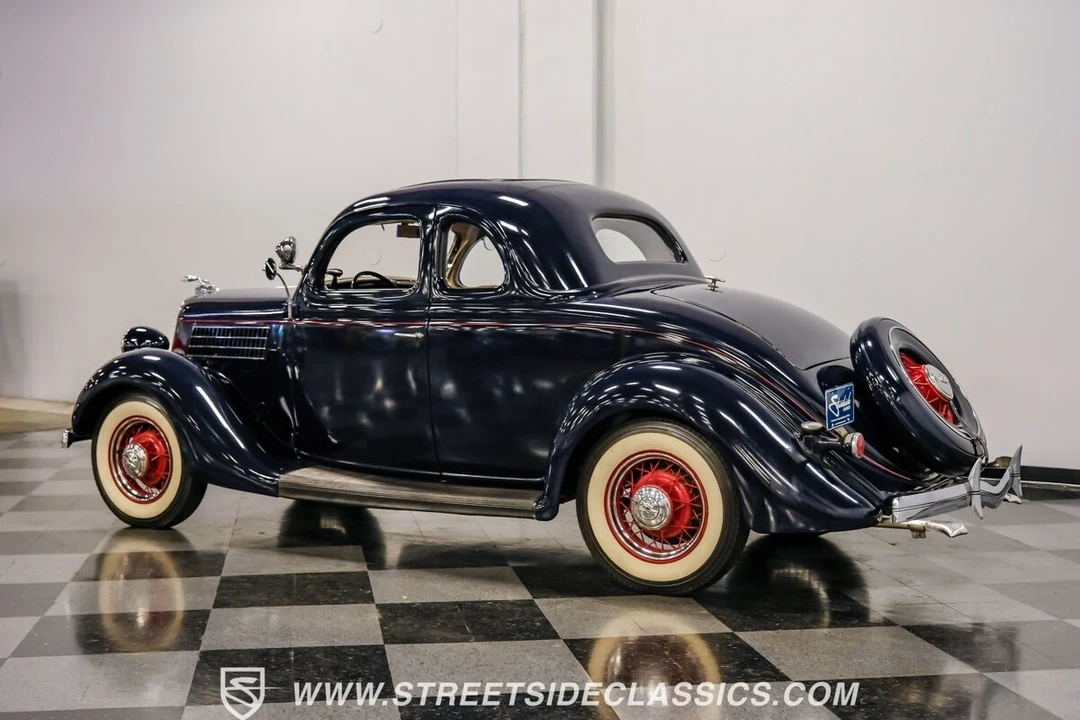 1935 Ford Model 48 & 68 - Image 8 of 12