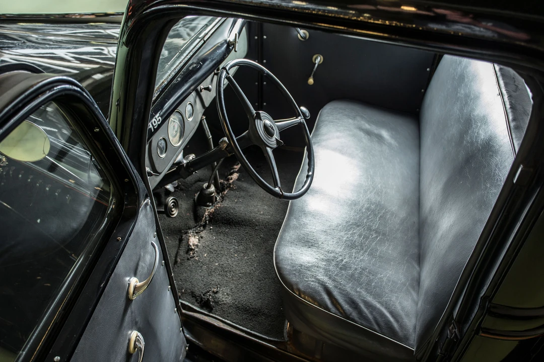 1935 Ford Model 48 & 68 - Image 4 of 5