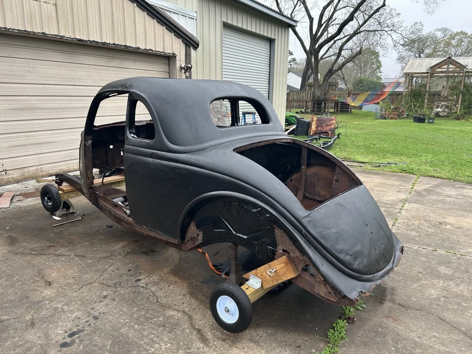 1935 Ford Model 48 & 68 - Image 2 of 12