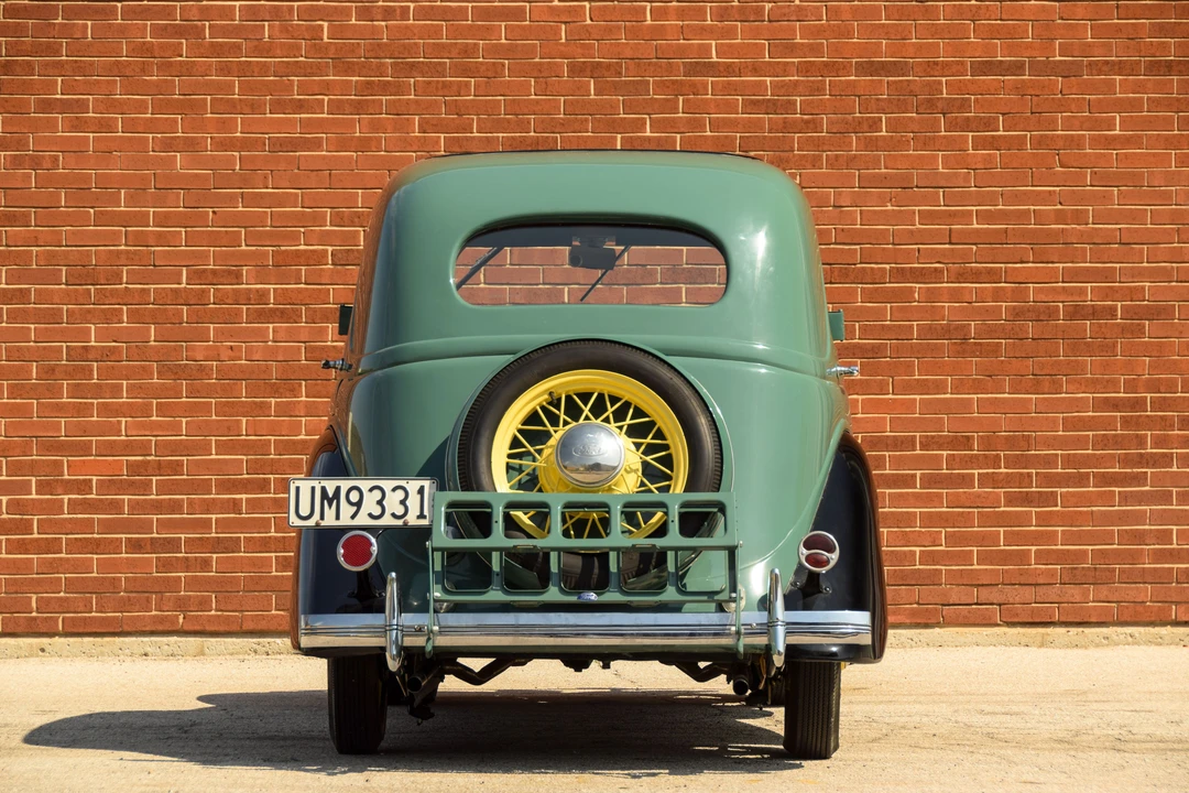 1935 Ford Model 48 & 68 - Image 5 of 14