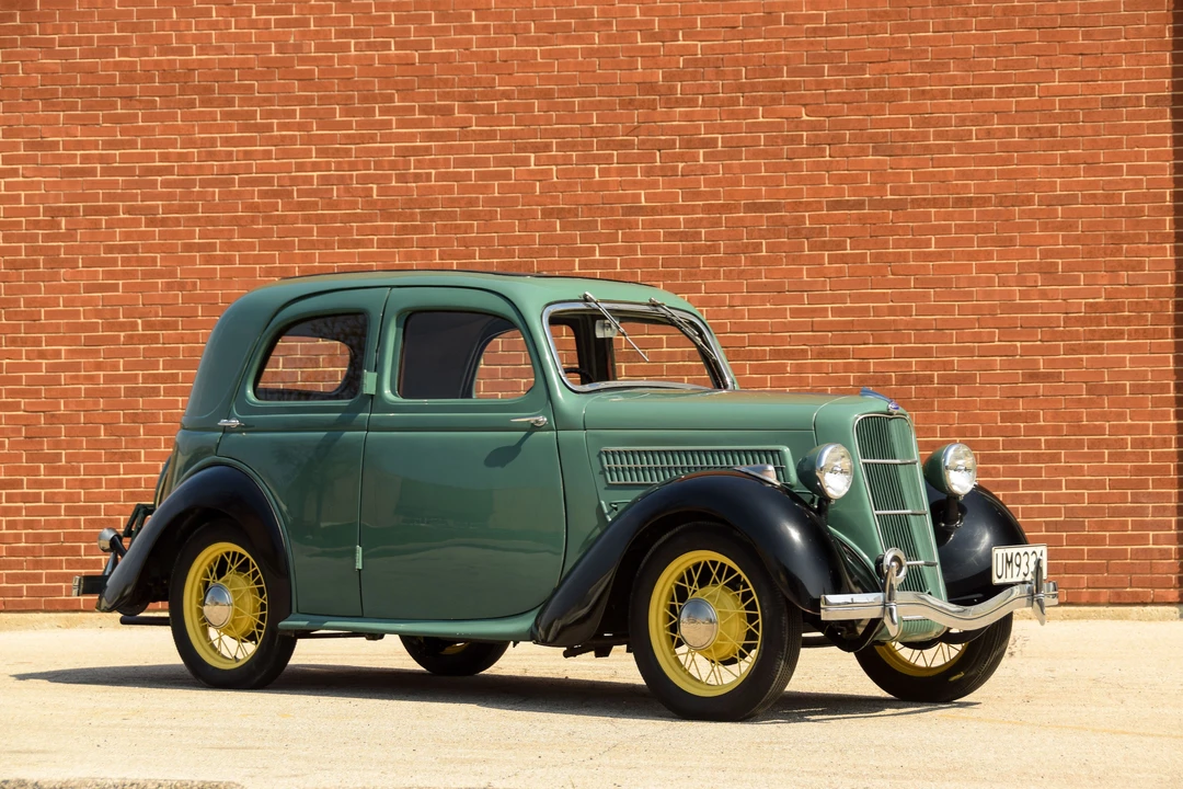 1935 Ford Model 48 & 68 - Image 8 of 14