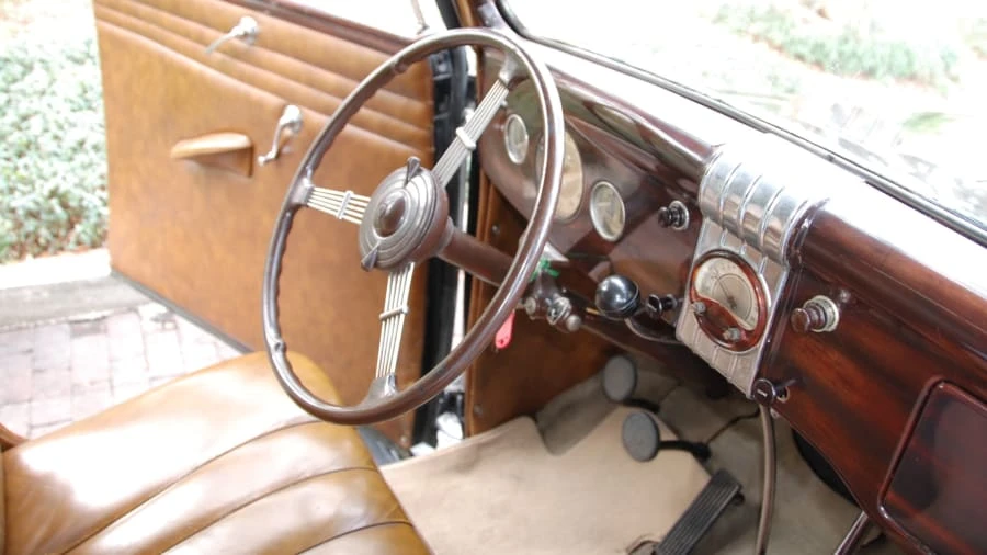 1935 Ford Model 48 & 68 - Image 5 of 11