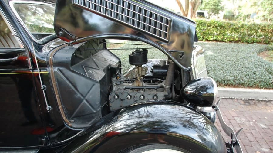 1935 Ford Model 48 & 68 - Image 6 of 11