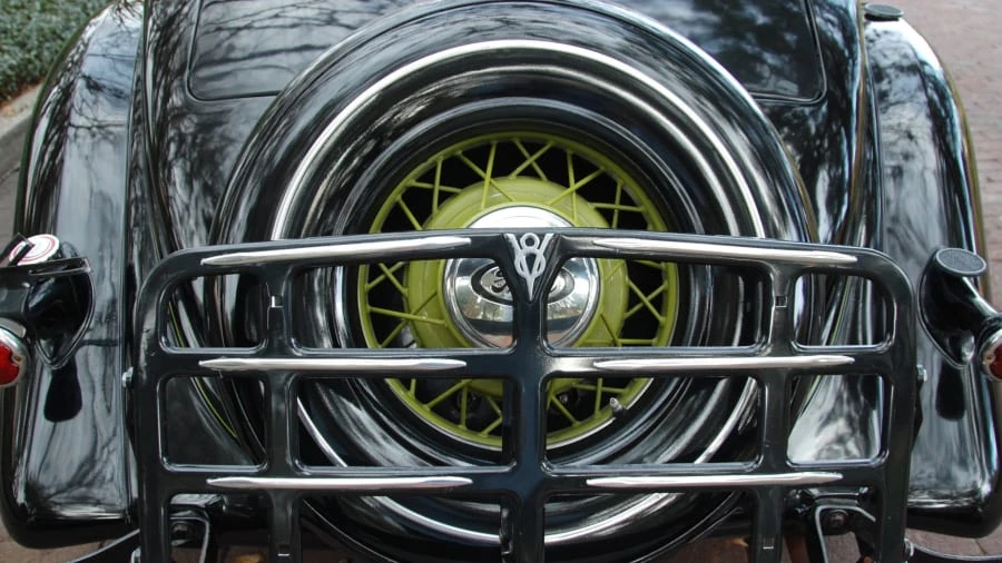 1935 Ford Model 48 & 68 - Image 8 of 11