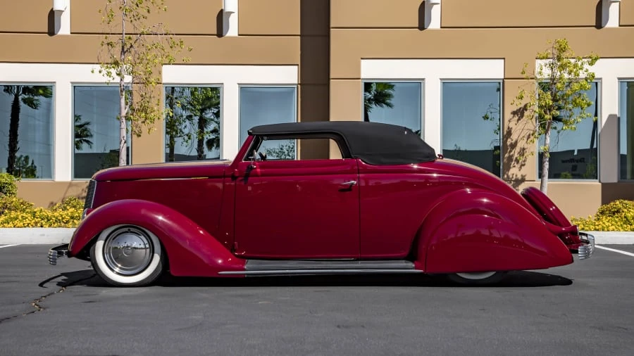 1935 Ford Model 48 & 68 - Image 11 of 16