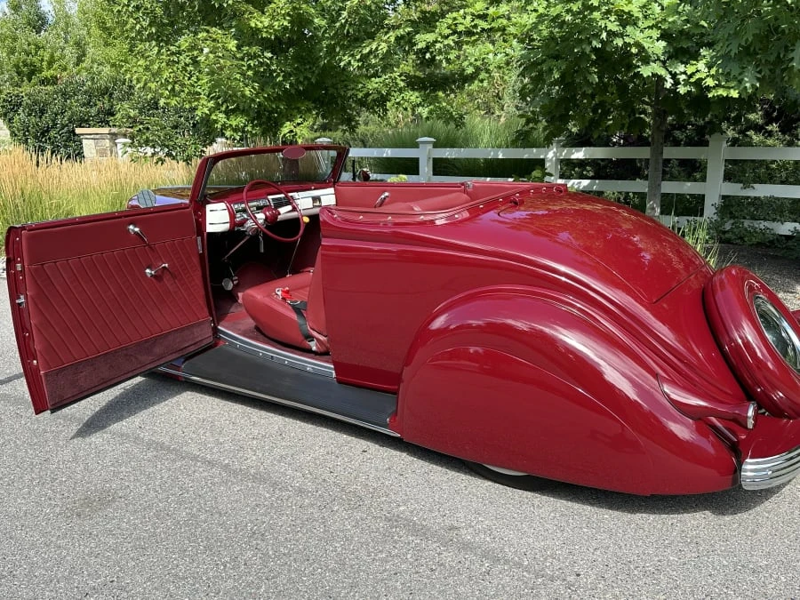 1935 Ford Model 48 & 68 - Image 6 of 10