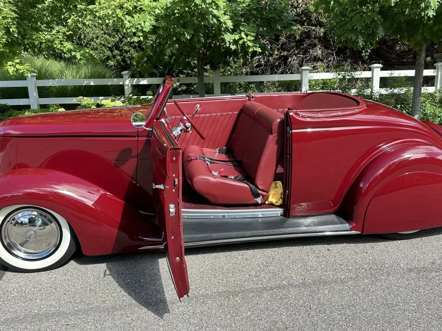 1935 Ford Model 48 & 68 - Image 9 of 10