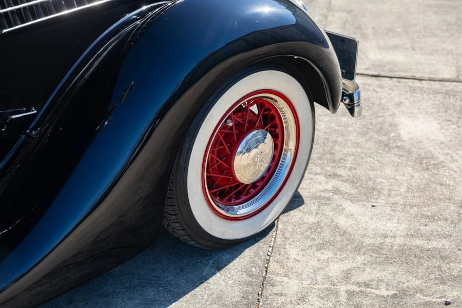 1935 Ford Model 48 & 68 - Image 8 of 25
