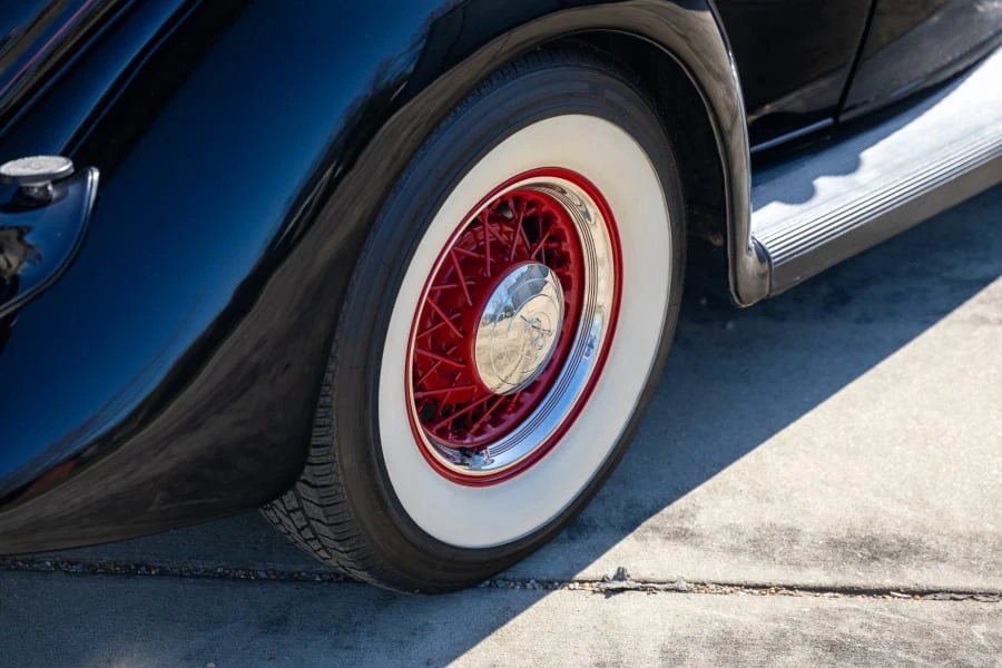 1935 Ford Model 48 & 68 - Image 10 of 25