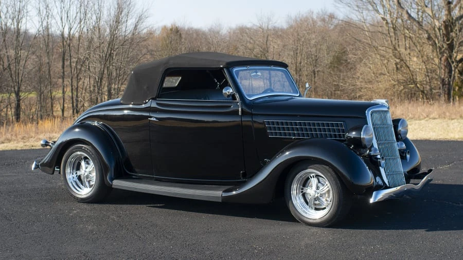 1935 Ford Model 48 & 68 - Image 8 of 13